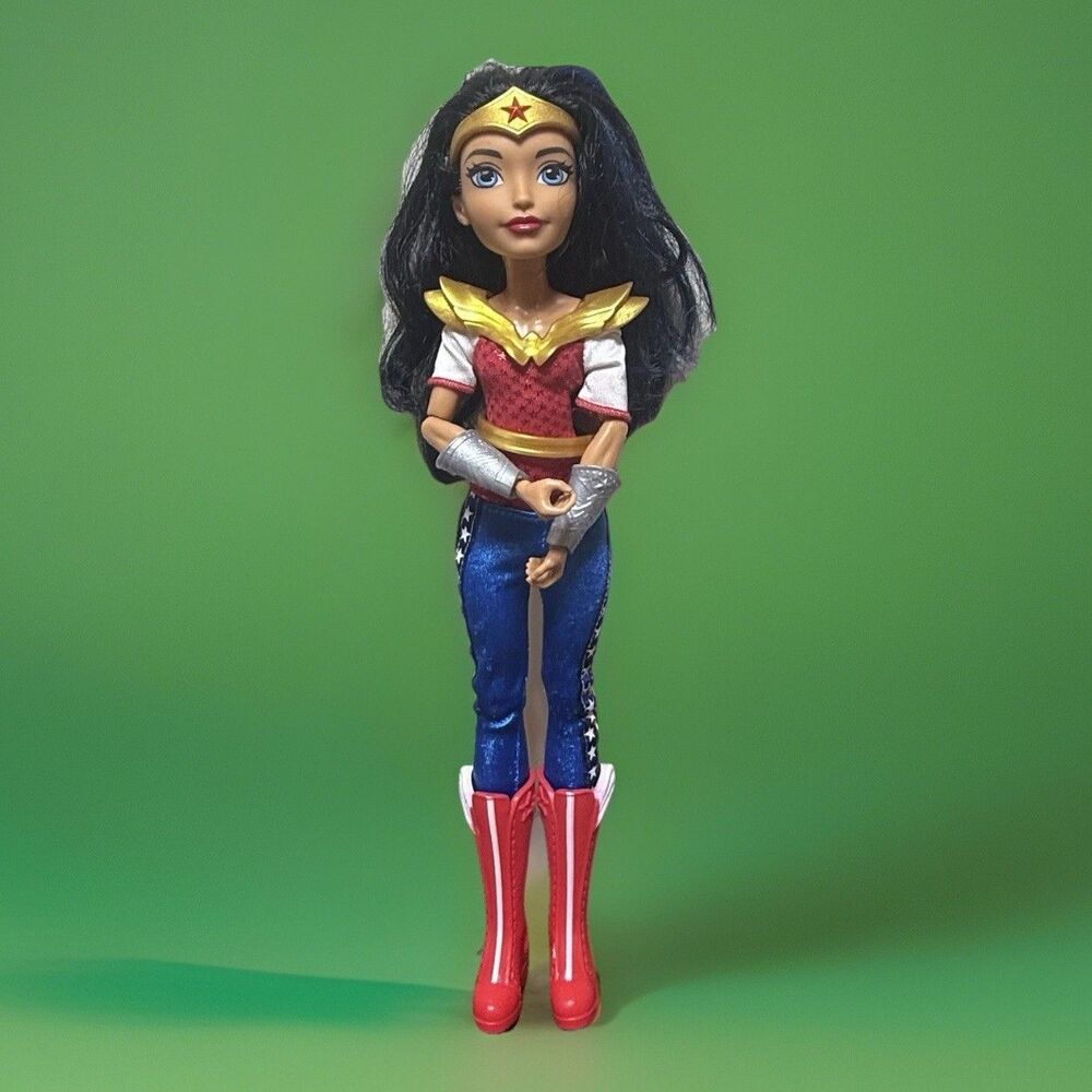 DC Super Hero Girls Wonder Woman 12" Action Doll Boots Wristlets Necklace Headpc